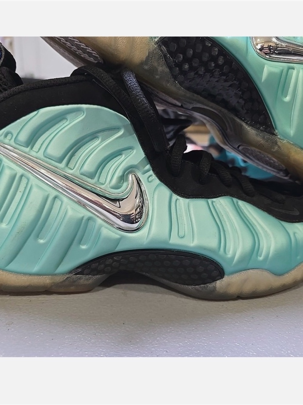 Size 10 - Nike Air Foamposite Pro Island Green